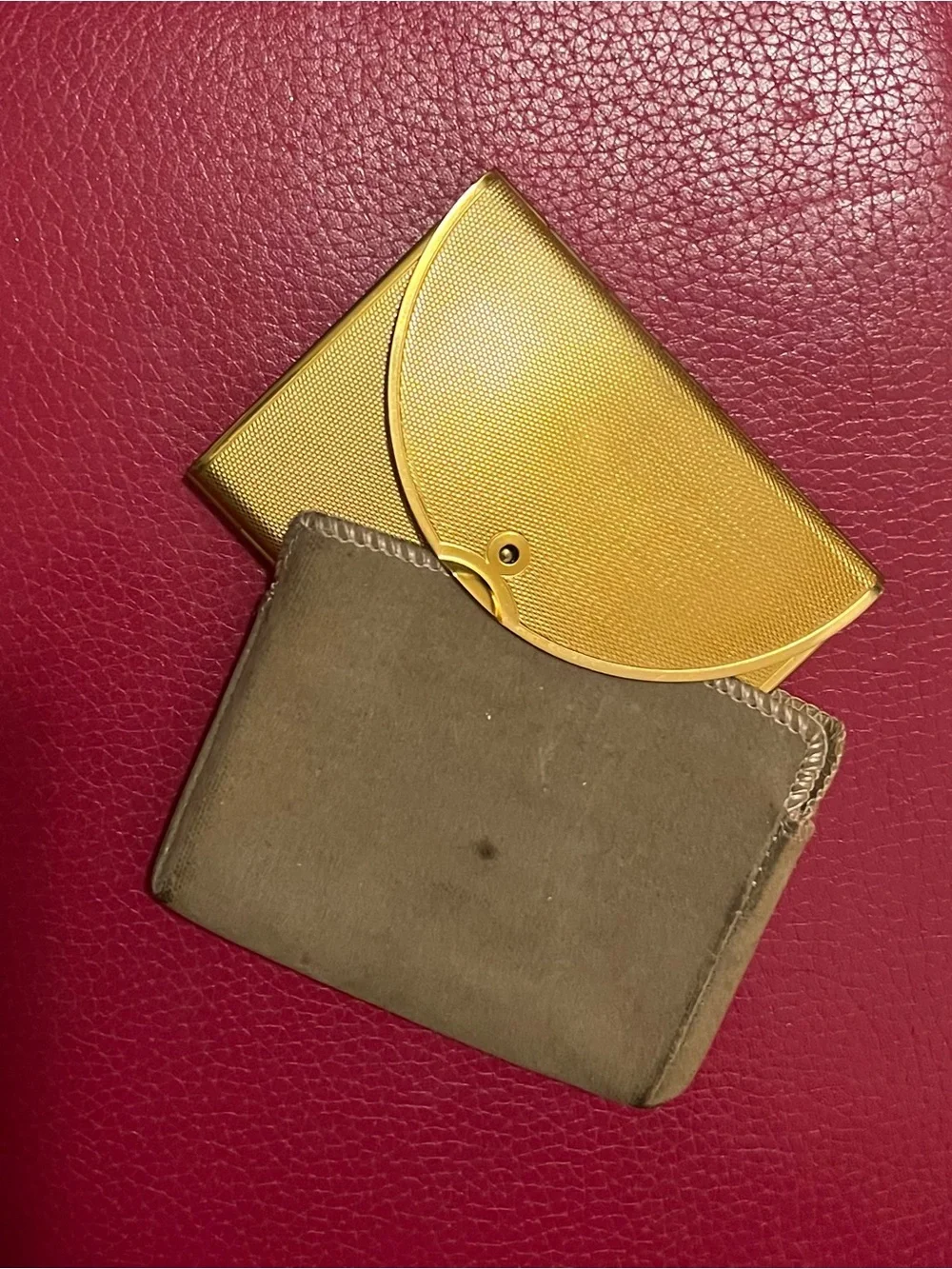 ✨ VINTAGE COTY GOLD COMPACT ✨ Original Puff Included!